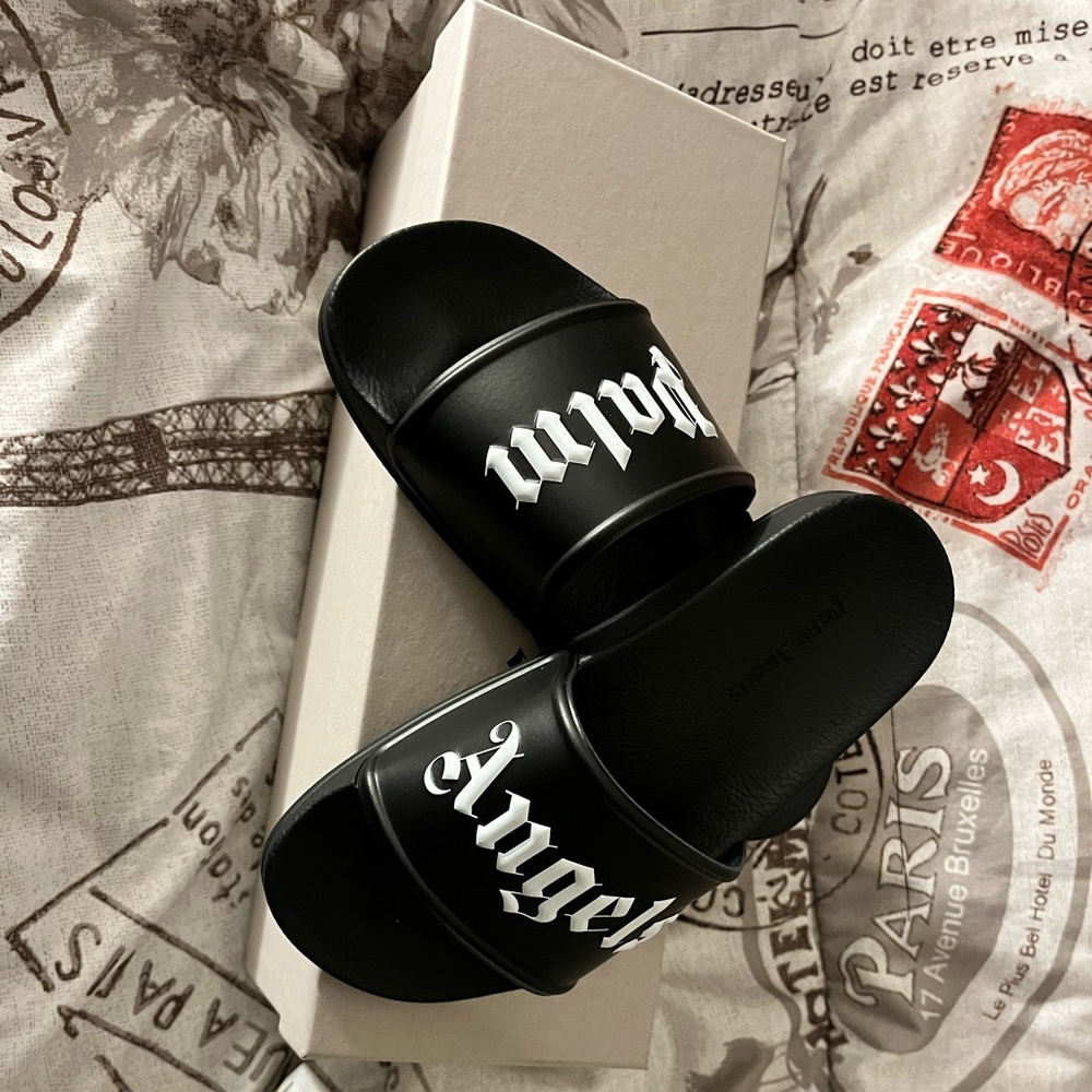 Palm Angel slides